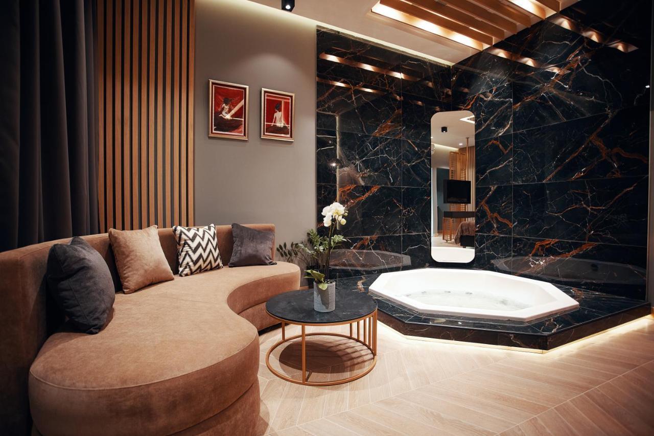 Monza Mirror Apartment Kikinda 외부 사진