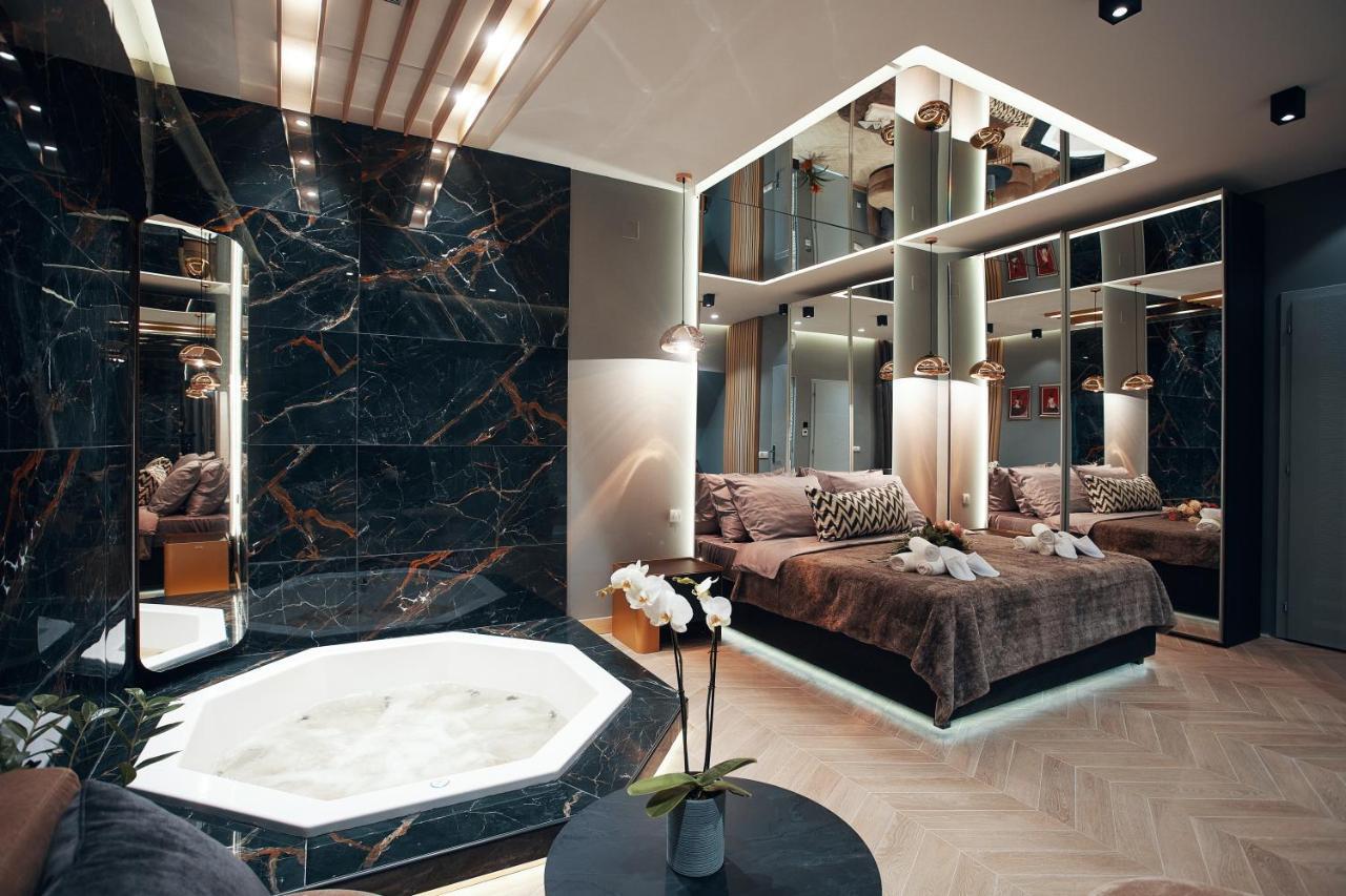 Monza Mirror Apartment Kikinda 외부 사진