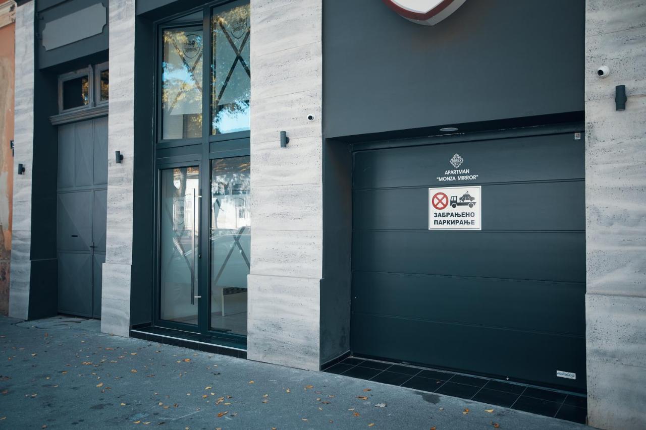Monza Mirror Apartment Kikinda 외부 사진